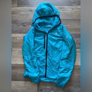 The North Face Women’s Summit L3 Proprius Hooded Primaloft Jacket